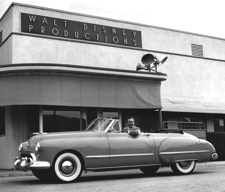 Walt Disney Studio 1952 buick WM.jpg
